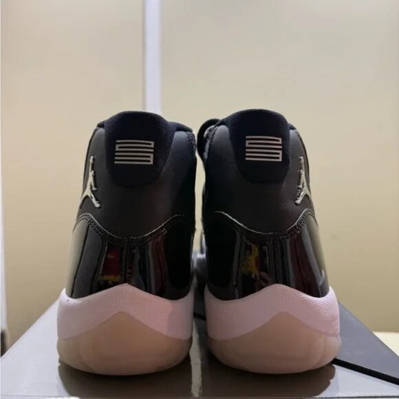 AIR JORDAN 11 RETRO 'JUBILEE / 25TH ANNIVERSARY' - Picture 4 of 4